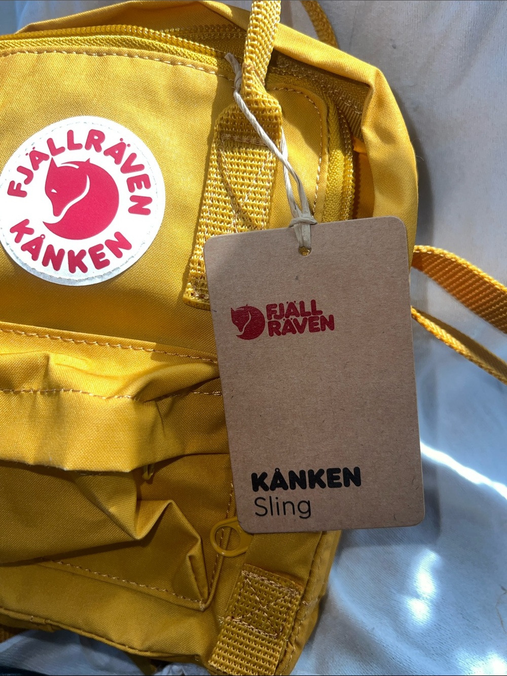 Kånken Mini EVERYDAY OUTDOOR - Yellow - Picture 6 of 6